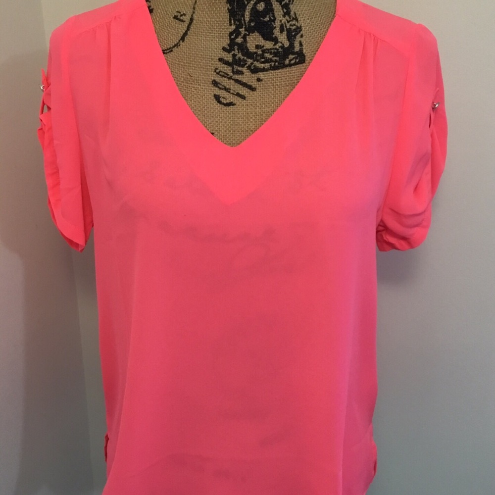Sweet Rain Top - Picture 1 of 3